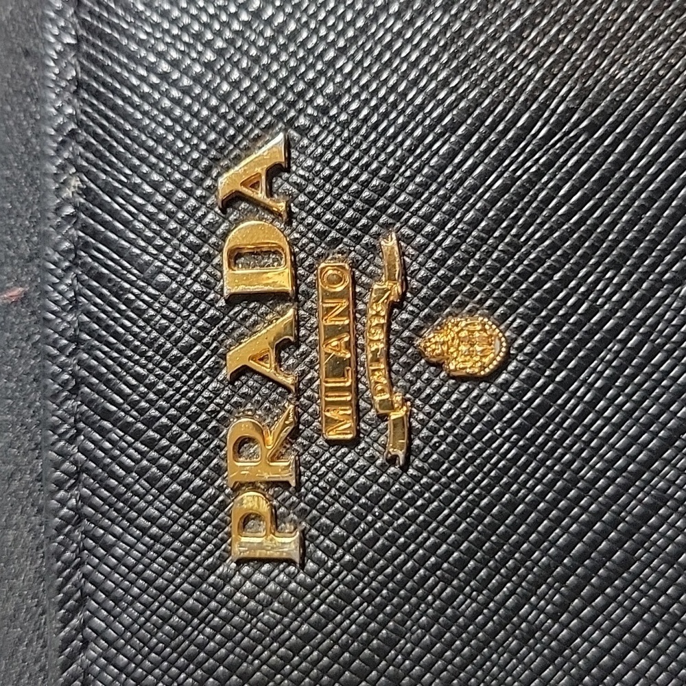 Prada Black Saffiano Textured Leather Zip Around Continental Long Wallet - Picture 2 of 12